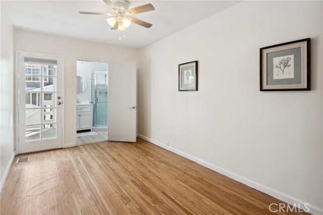 Building Photo - 526 Avenue A Ave