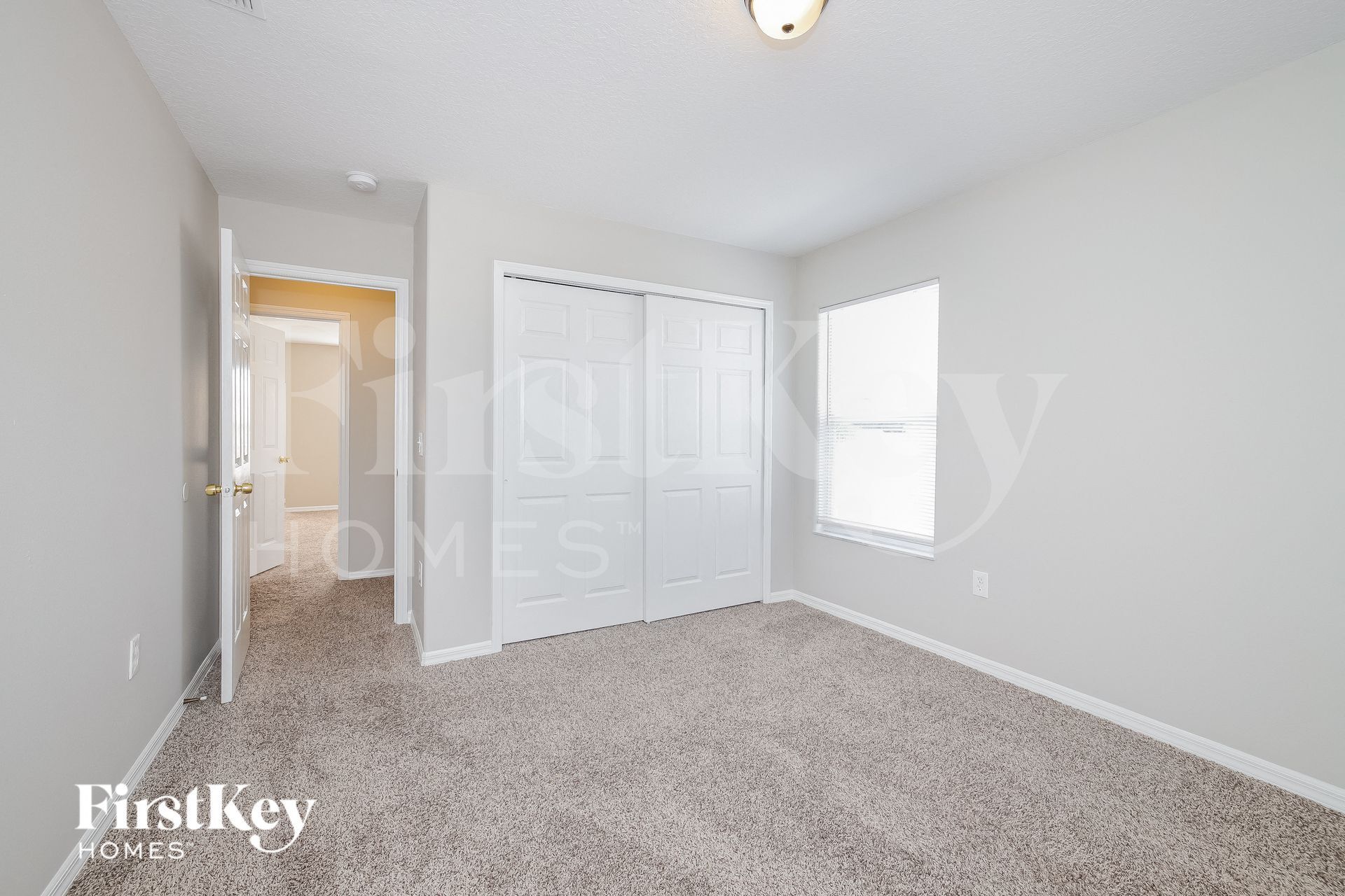 Building Photo - 1660 The Oaks Blvd