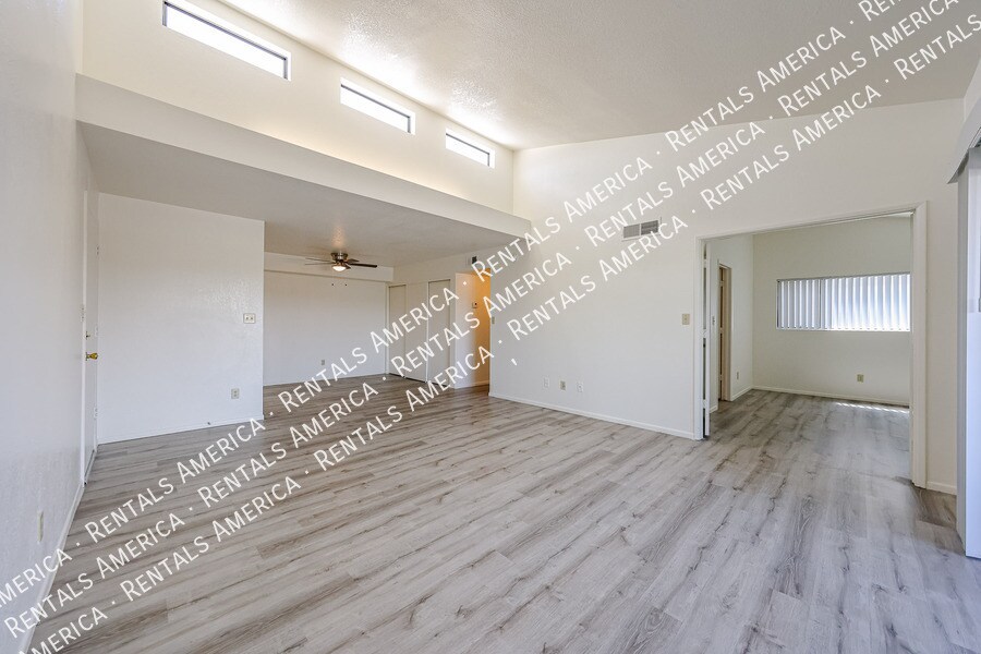 Building Photo - 6480 N 82nd St