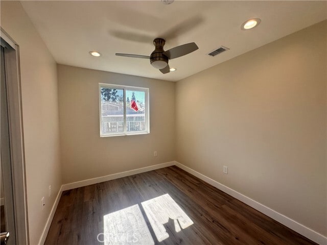 Building Photo - 211 E Walnut Ave