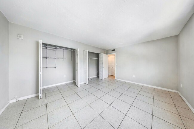 Building Photo - 801 Meridian Ave