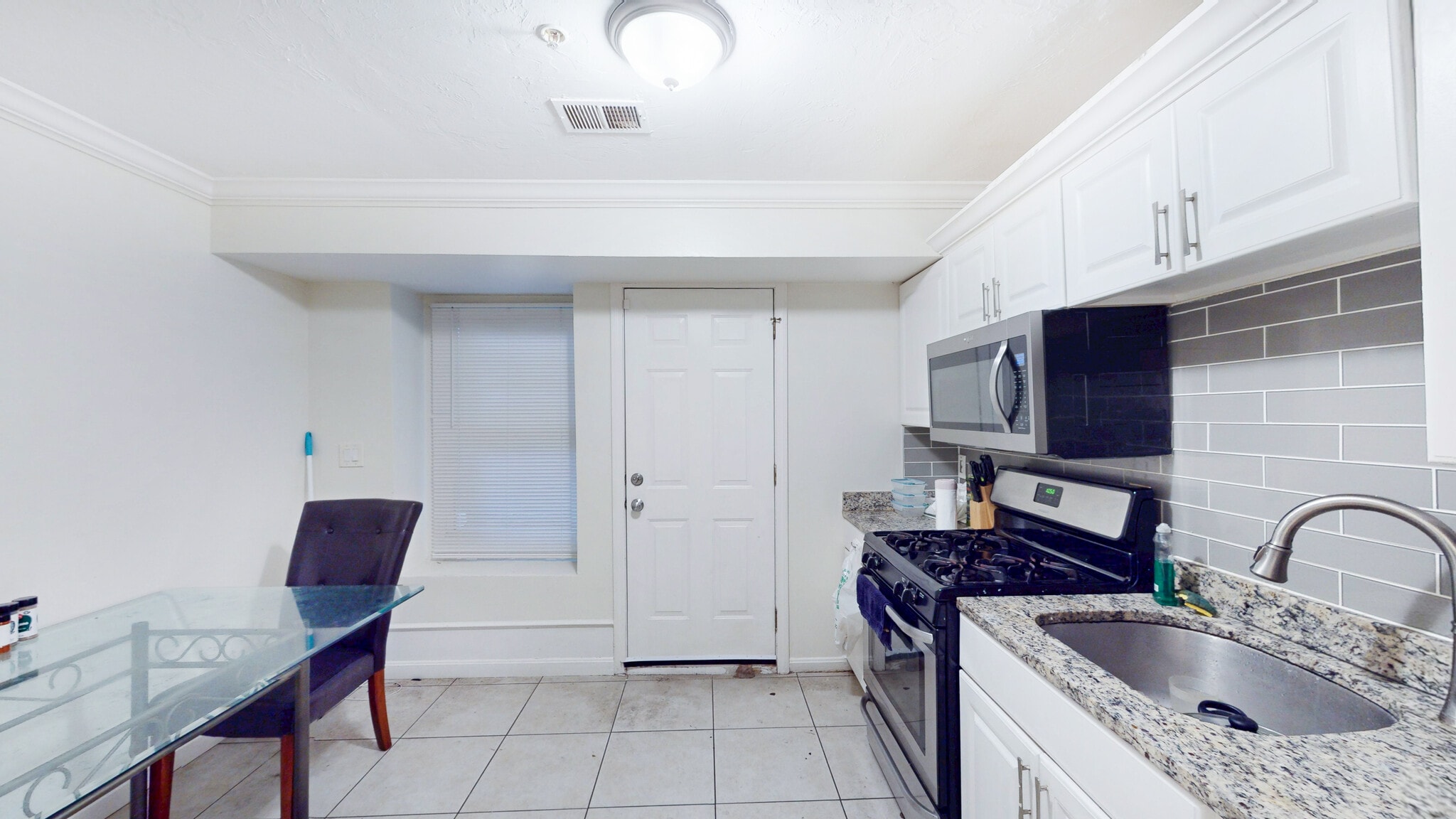 Building Photo - 712 Shawmut Ave