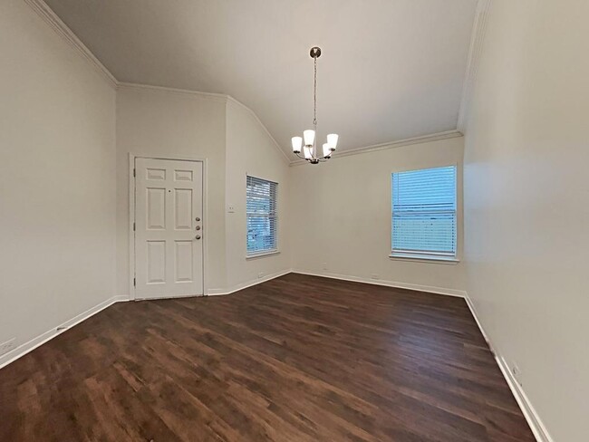 Building Photo - 30114 Saw Oaks Dr