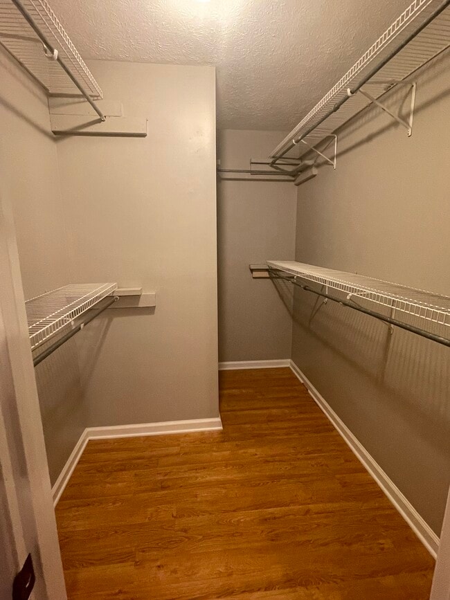 Building Photo - 1432 Trillium Ln