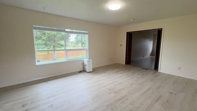 Building Photo - 35144 Reith Larson Ln