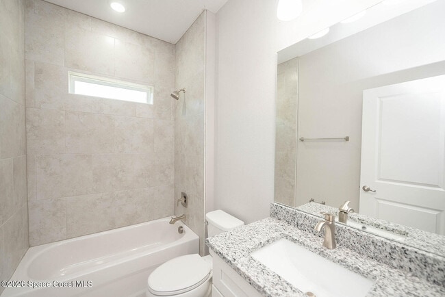 Building Photo - 1106 Homer St NW