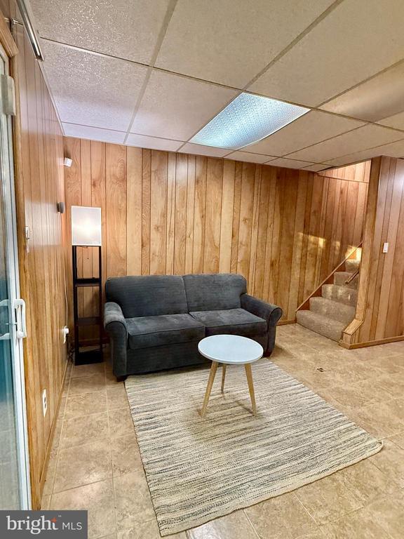 Building Photo - 5500 Woodlawn Manor Ct