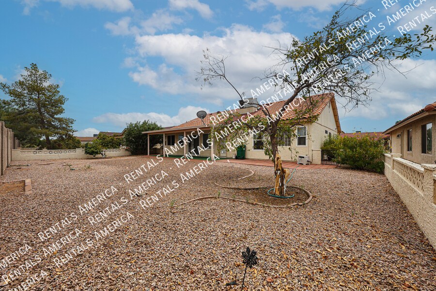 Building Photo - 2720 Leisure World