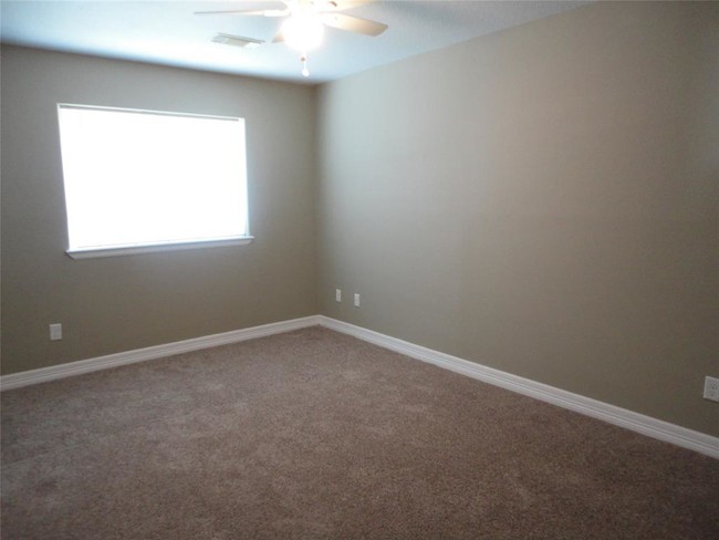 Building Photo - 6247 Piedra Negras Ct