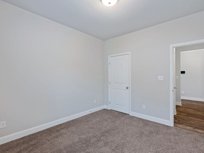 Building Photo - 6502 Moon Crest Ln NW