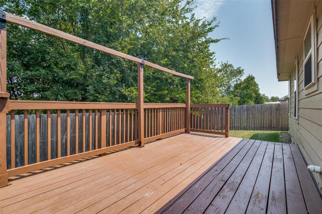 Building Photo - 3504 Robin Rd