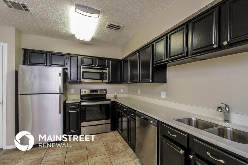 Building Photo - 6856 Driffield Cir E