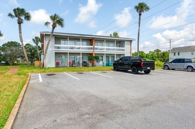 Building Photo - 4000 Gulf Terrace Dr