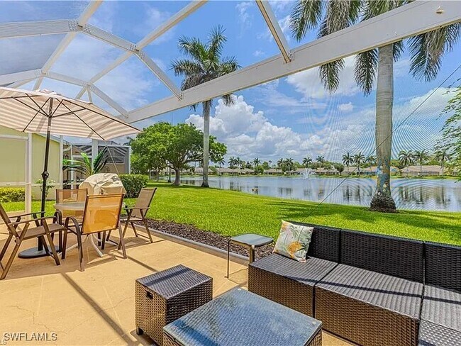 Primary Photo - 5595 Greenwood Cir