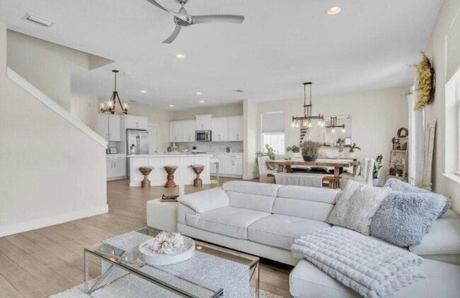 Building Photo - 11971 Cypress Key Way