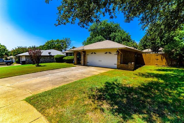 Building Photo - 2513 Poppy Ln