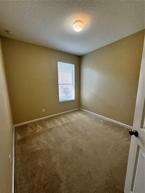 Building Photo - 2327 Meadow Oak Cir