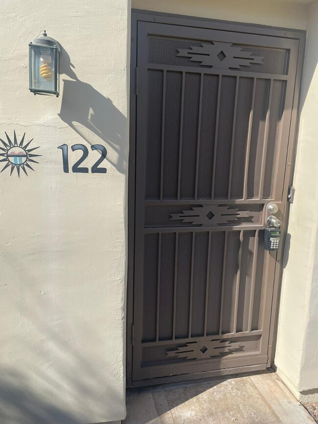 Building Photo - 5665 W Galveston St