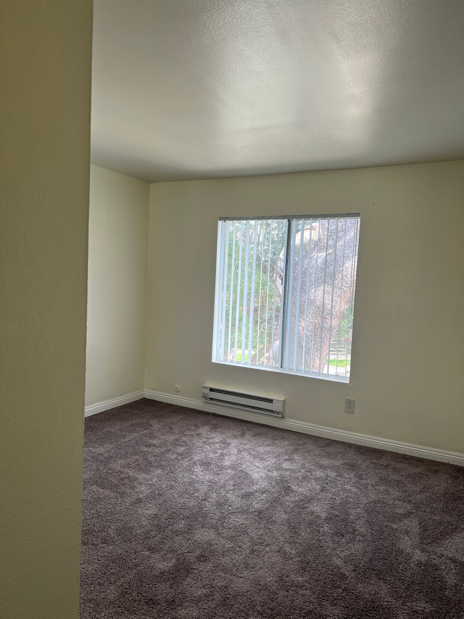 Building Photo - 23316 Marigold Ave