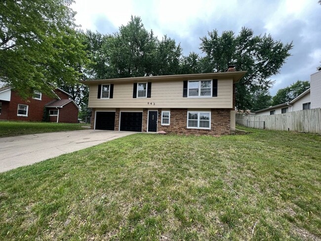 Primary Photo - Beautiful Home with Two Living Rooms and Plenty of Outdoor Space
