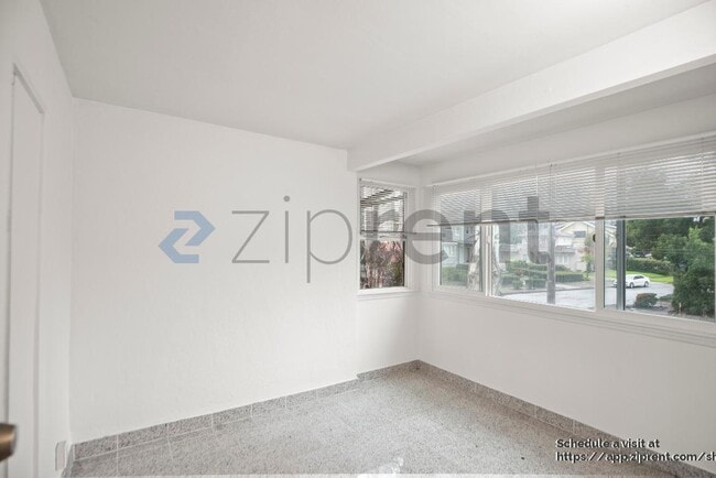 Building Photo - 836 El Camino Real