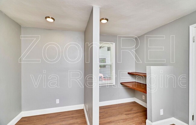 Building Photo - 3361 Delta Dr