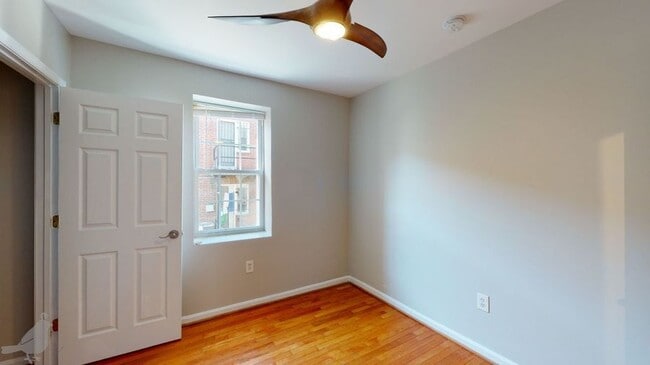Building Photo - 330 Delafield Pl NW