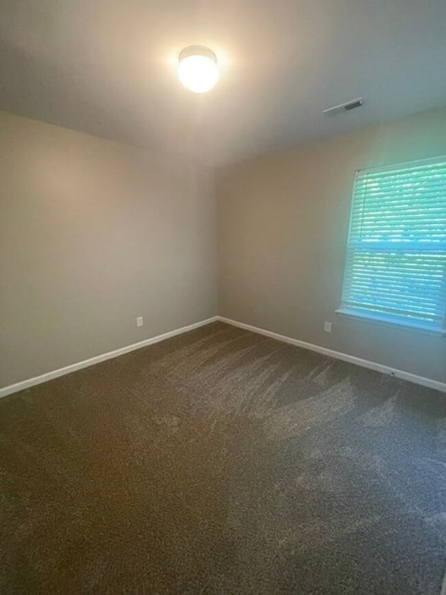 Building Photo - CedarVillage1025(Warranty)