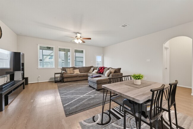 Building Photo - 3018 Gabriel Michael Ct