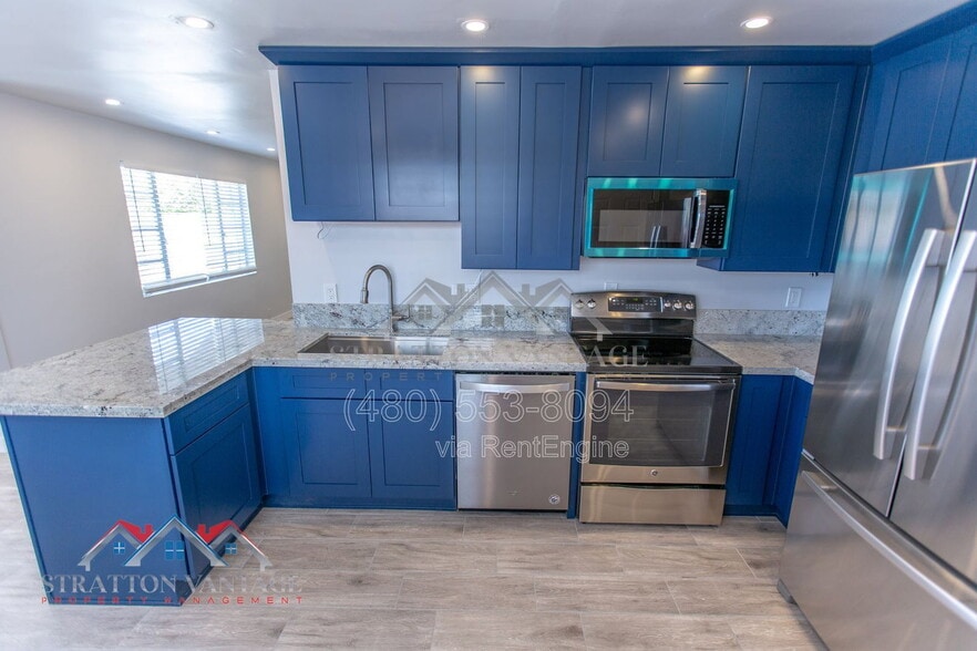 Building Photo - 2912 W Butler Dr