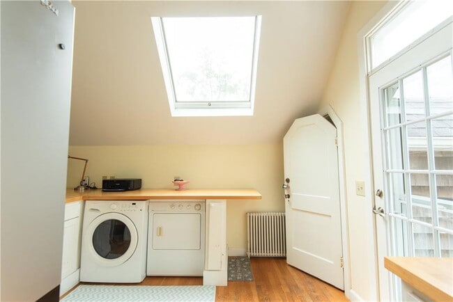 Building Photo - 2 Red Cross Terrace