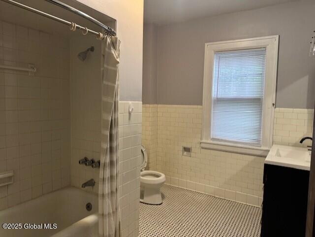 Building Photo - 4740 NY-30