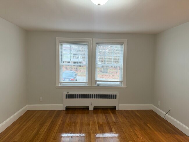 Building Photo - 460 Highland Ave