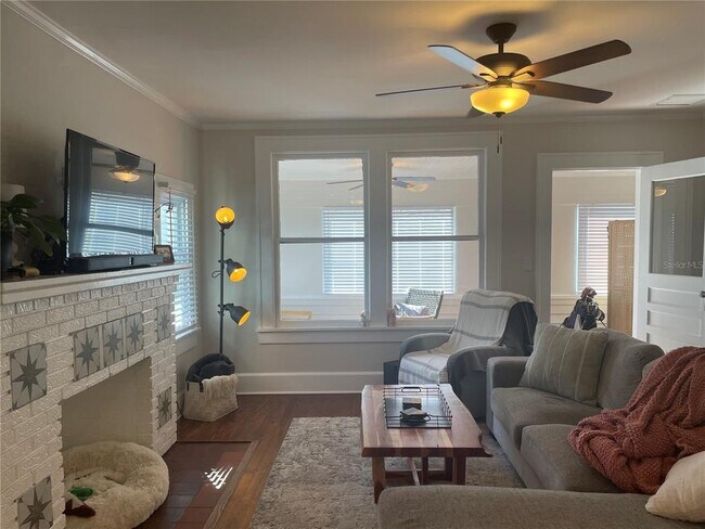 Building Photo - 2624 12th St N