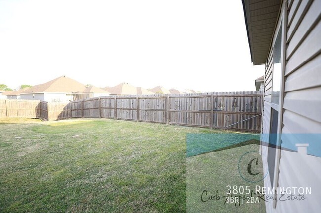 Building Photo - 3805 Remington-