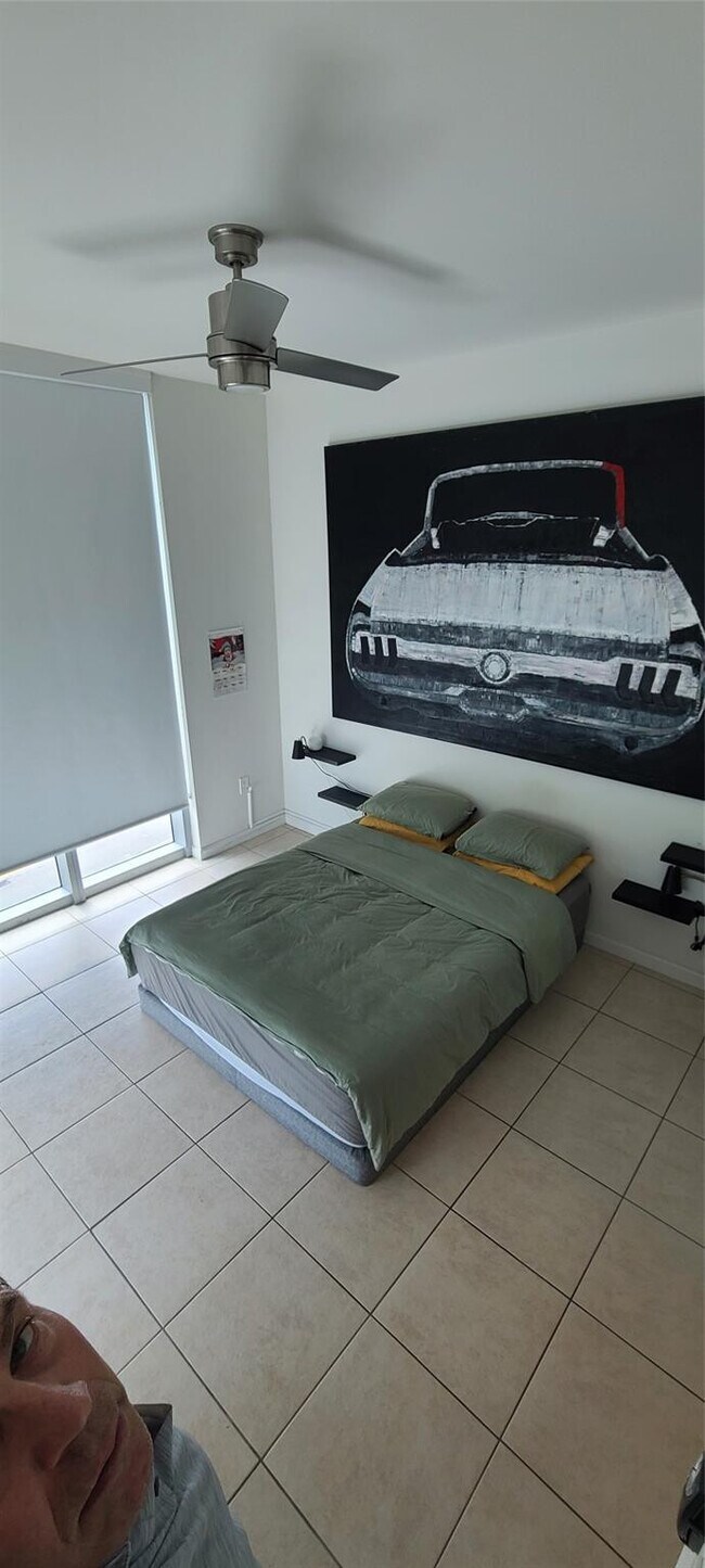 Building Photo - 7928 East Dr