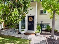 Building Photo - Janin Place 41