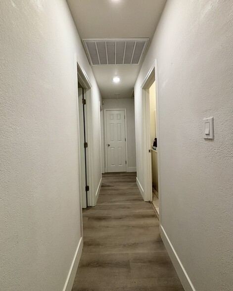 Building Photo - 516 Ribier Ave