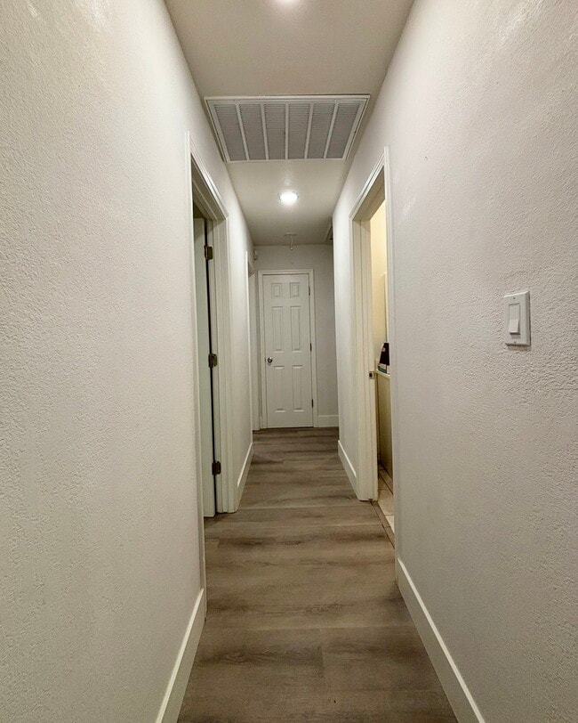 Building Photo - 516 Ribier Ave