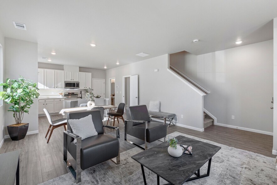 Building Photo - 1440 Coral Pl