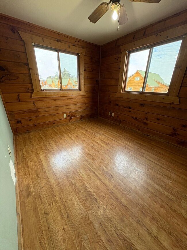 Building Photo - D2D - 01