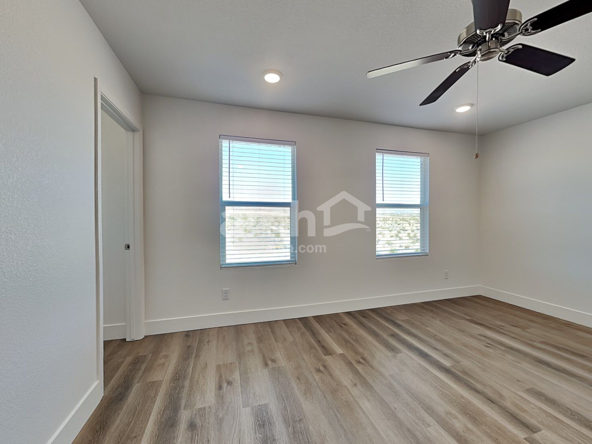 Building Photo - 11141 Magallanes St