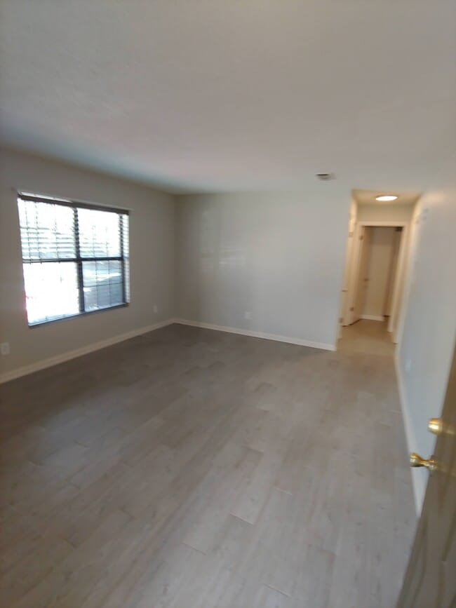 Building Photo - 2339 Walden Dr