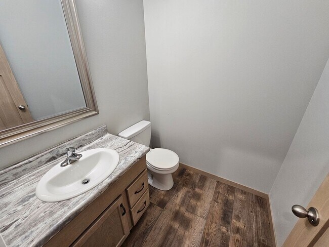 Building Photo - Tunis Drive Townhomes