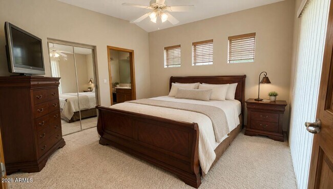 Building Photo - 805 N Grapevine Cir