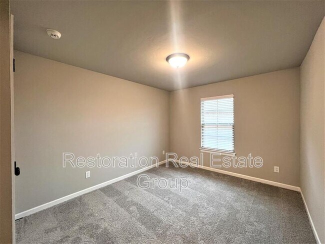 Building Photo - 500 NW 176th St