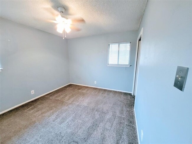 Building Photo - 3429 Willowrun Dr