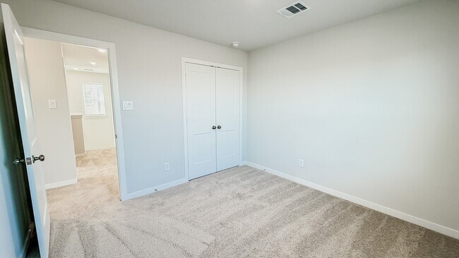 Building Photo - 11982 Wisteria Mdws Dr