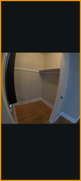 Closet - 1700 N Meade Ave