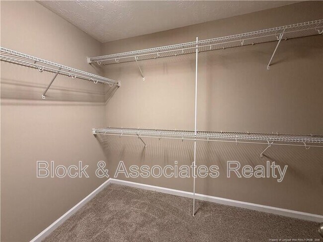 Building Photo - 42 Grayson Pl